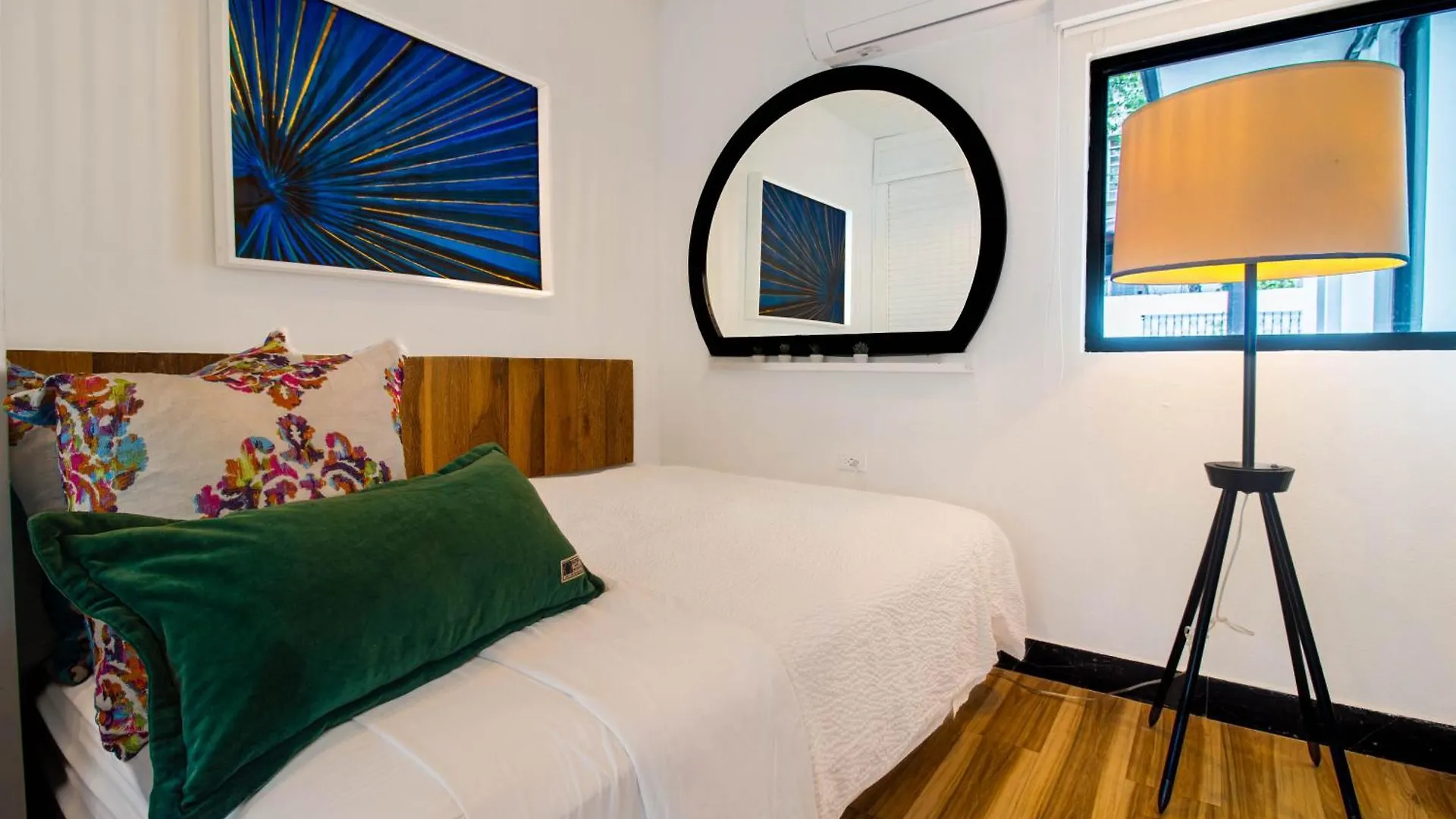 Villa Azure Ocean Park'S Seaside Luxe Retreat San Juan