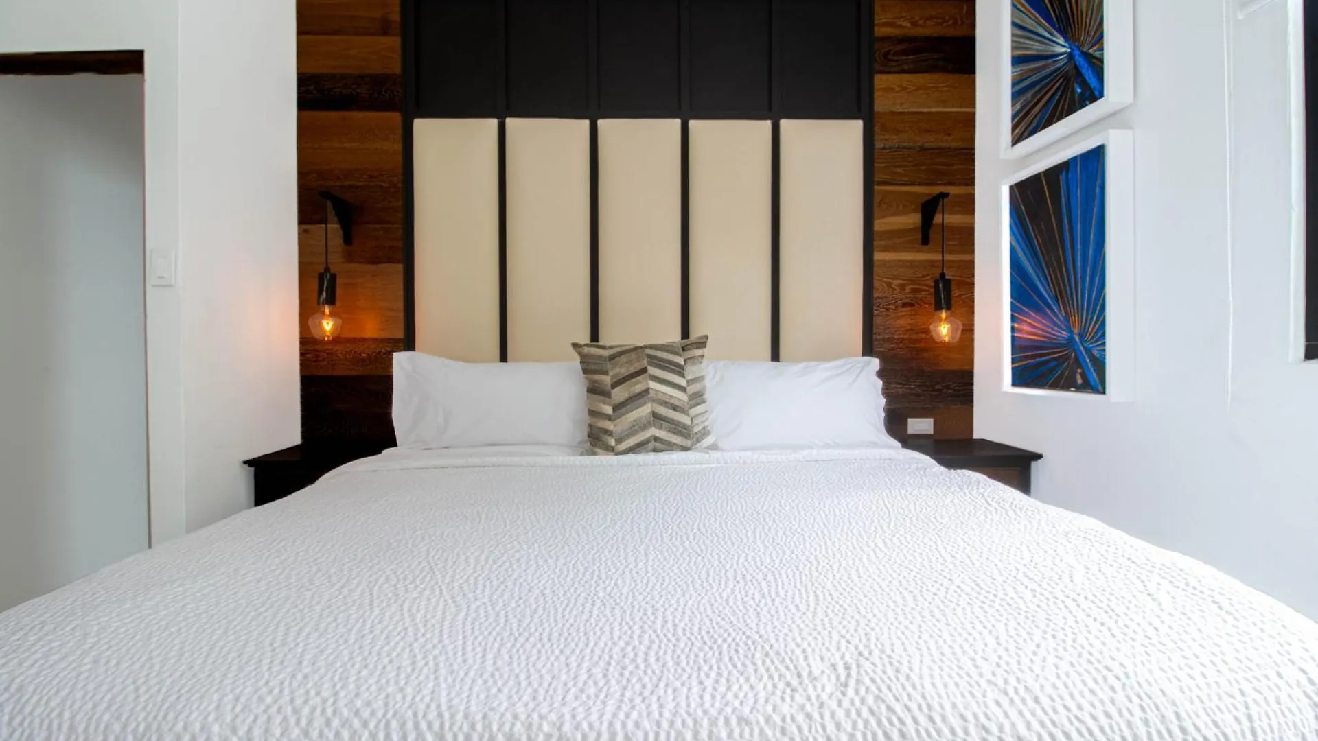 Villa Azure Ocean Park'S Seaside Luxe Retreat San Juan