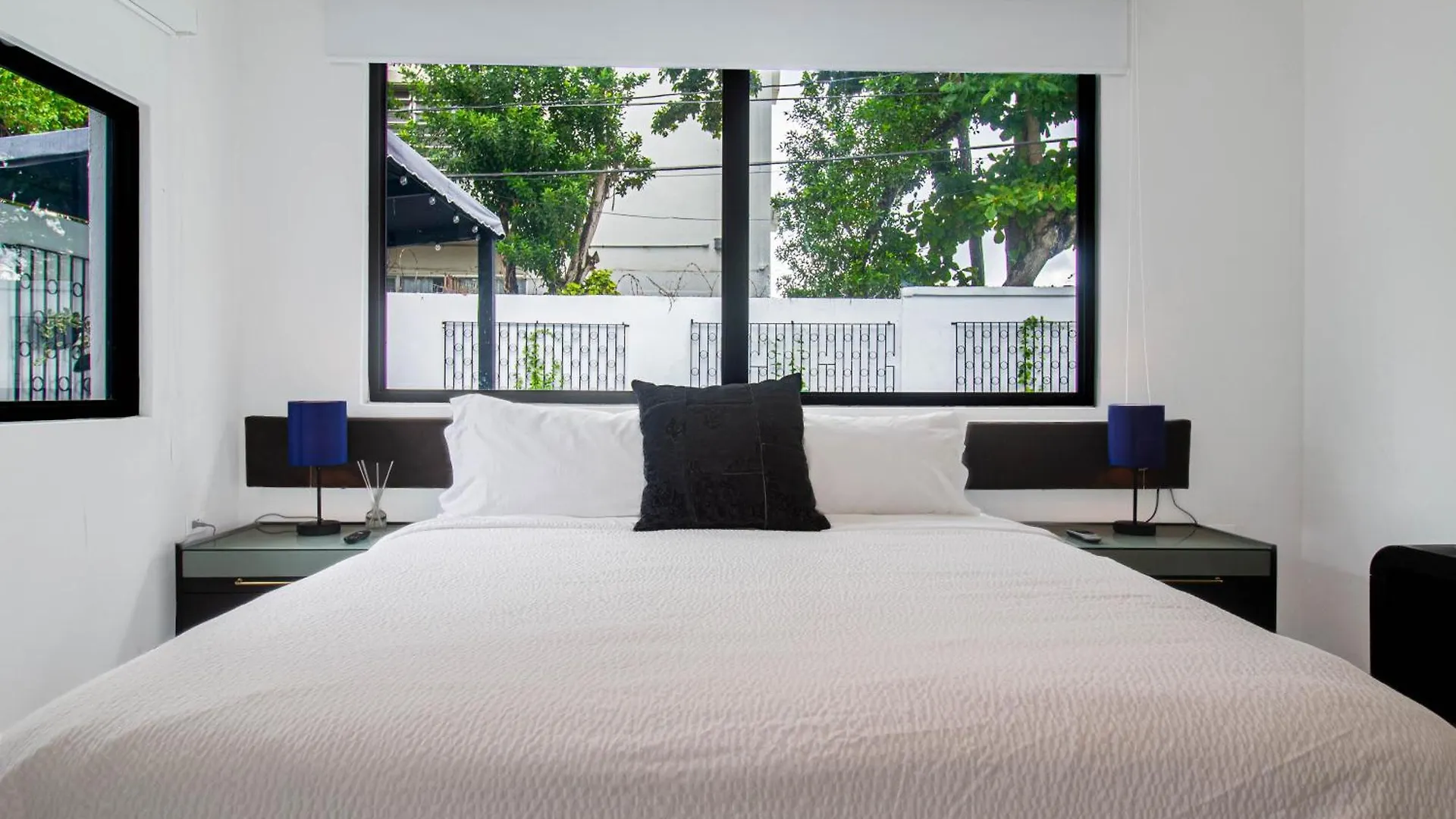 Villa Azure Ocean Park'S Seaside Luxe Retreat San Juan Puerto Rico