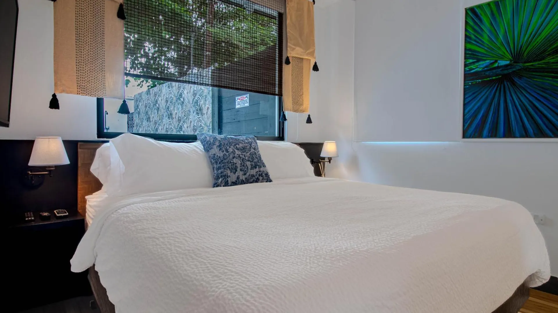 Villa Azure Ocean Park'S Seaside Luxe Retreat San Juan 0*,
