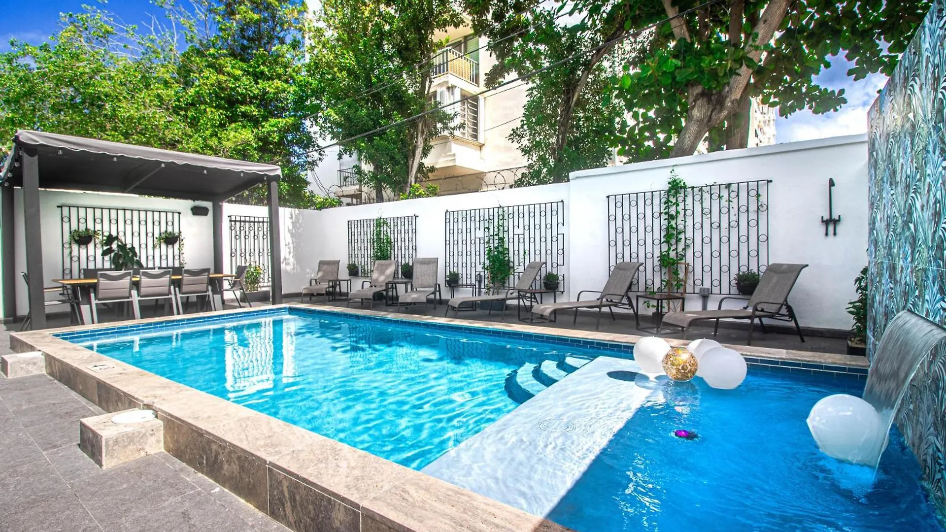 Villa Azure Ocean Park'S Seaside Luxe Retreat San Juan 0*,  Puerto Rico