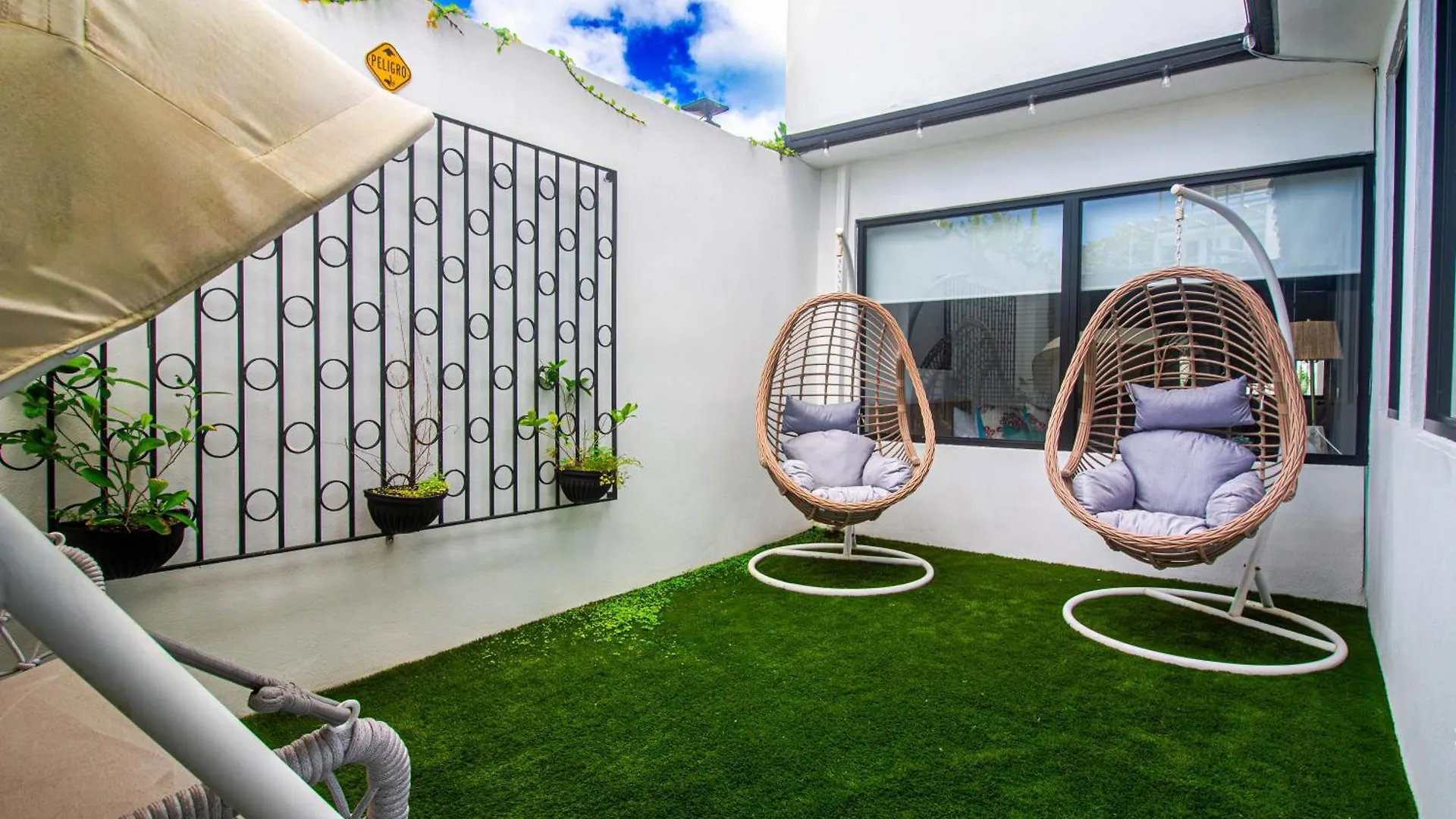Villa Azure Ocean Park'S Seaside Luxe Retreat San Juan