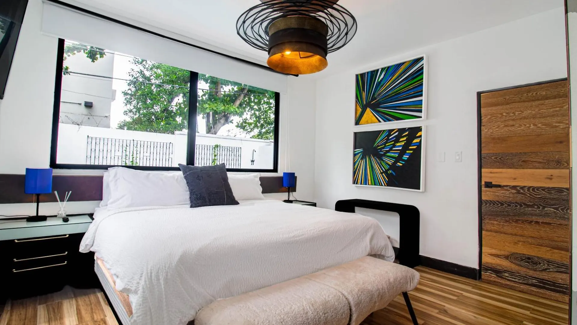 Villa Azure Ocean Park'S Seaside Luxe Retreat San Juan